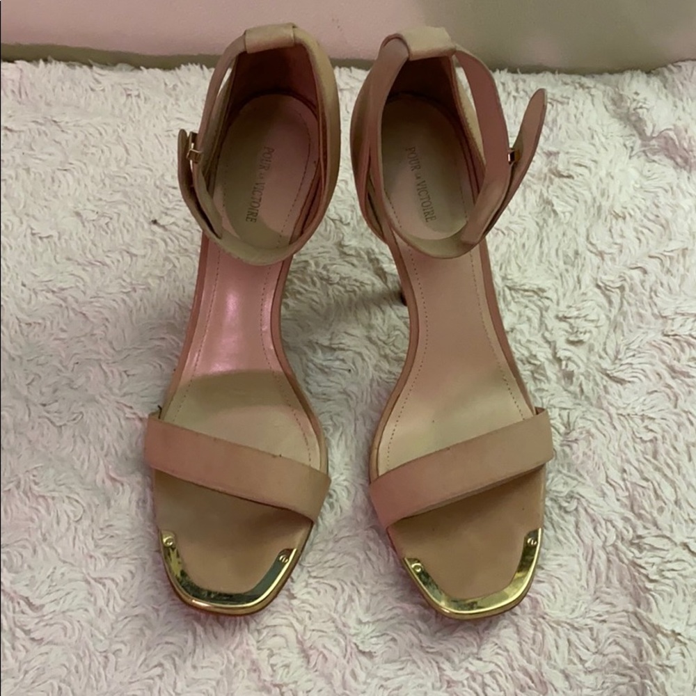 Used Pour la Victoire heels • Sz 10